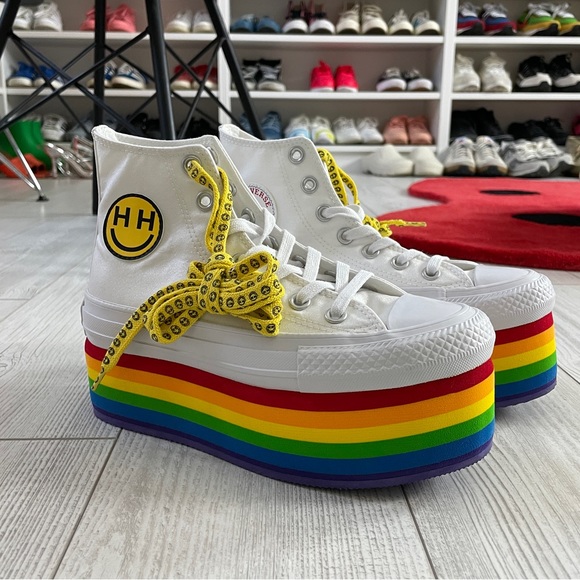 Miley Cyrus X Converse Pride Chuck Taylor All Star Platform High - Picture 3 of 9